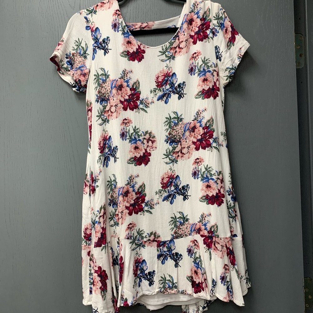 Francesca's Floral Dress Size Large